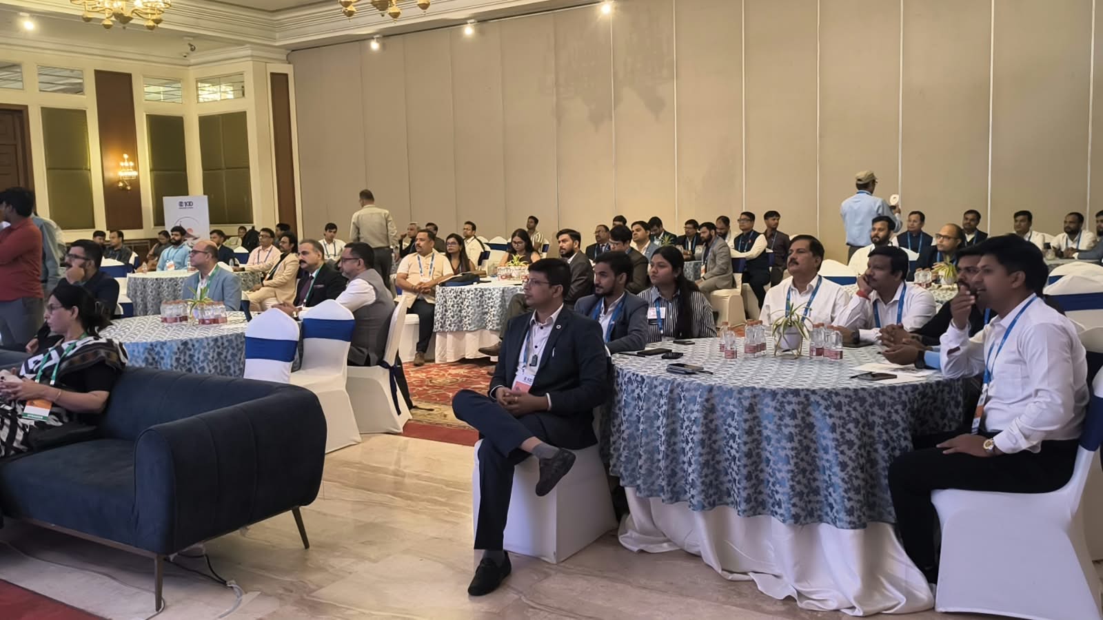 समिट में ARK Group के चेयरमैन और आर्किटेक्ट ऋषभ चंद्र जैन ने कहा कि वाराणसी के विकास के साथ इसकी प्राचीन विरासत, पुरानी गलियों और ऐतिहासिक भवनों को बचाना भी जरूरी है। उन्होंने कहा कि इसके लिए सरकार, प्रशासन, स्थानीय लोगों और उद्योग जगत को मिलकर योजना बनानी होगी।