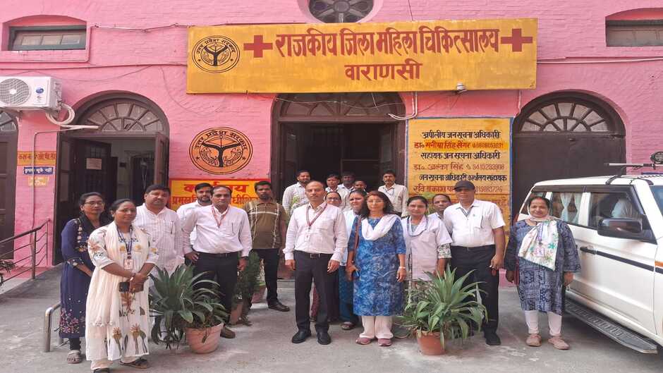 गांधी-शास्त्री जयंती पर ध्वजारोहण, देश की एकता-अखंडता बनाए रखने का संकल्प