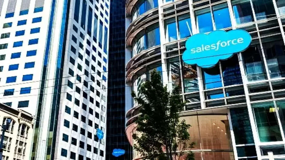 Salesforce Layoffs: कंपनी में होगी 10 फीसदी कर्मचारियों की छंटनी, जानिए आखिर क्या हैं मामला?