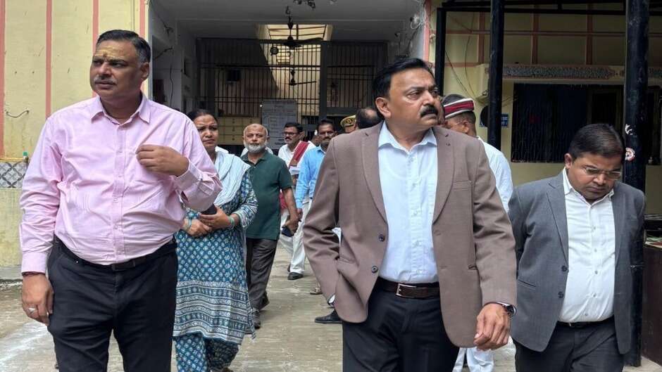 : जनपद न्यायाधीश और DM ने राजकीय सम्प्रेक्षण गृह का किया निरीक्षण, 87 किशोर मिले आवासित