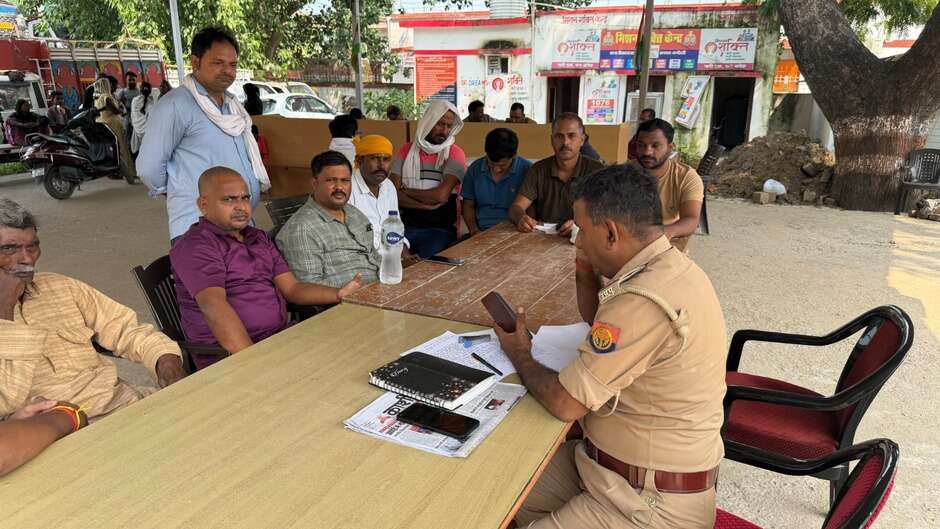 चंदौली में युवती को बहला-फुसलाकर ले जाने का आरोप, पुलिस ने शुरू की जांच