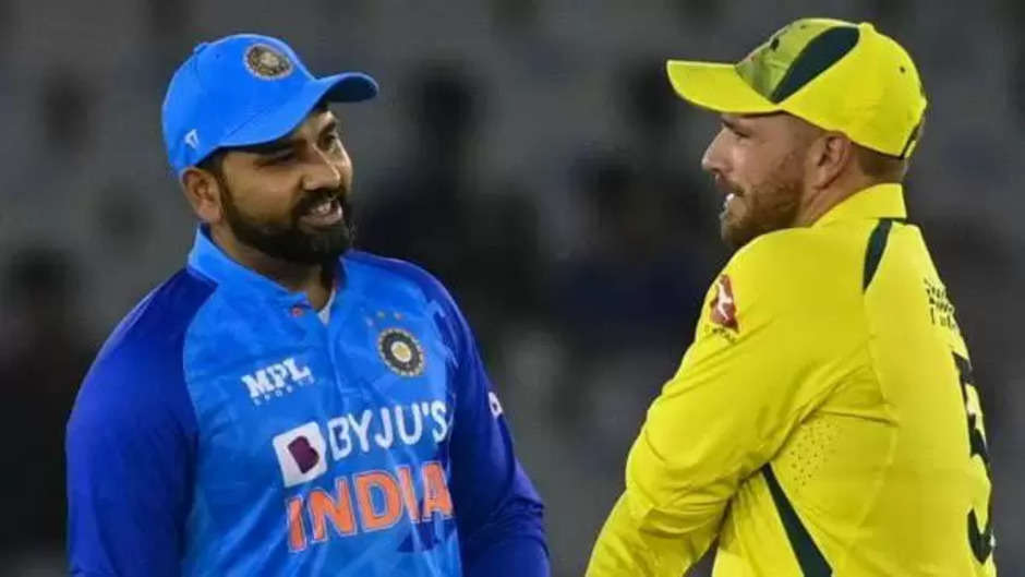 बड़ी खबर: भारत और ऑस्ट्रेलिया मैच से पहले इस दिग्गज खिलाड़ी ने अंतरराष्ट्रीय क्रिकेट से लिया सन्यास
