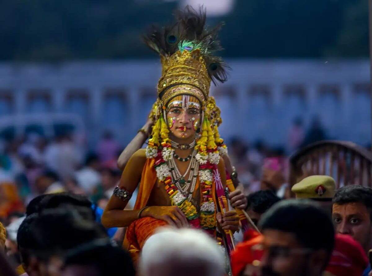 रामनगर की रामलीला: 200 साल पुरानी परंपरा, जहां पूरा शहर बन जाता है रामायण का मंच