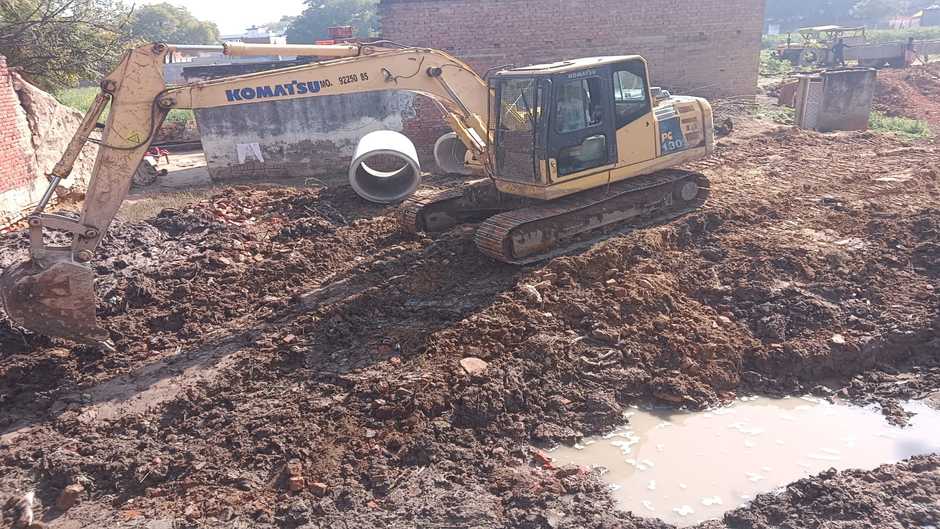 Varanasi News: वाराणसी में लाखों रुपए की लागत से इस नाले का निर्माण कार्य शुरू