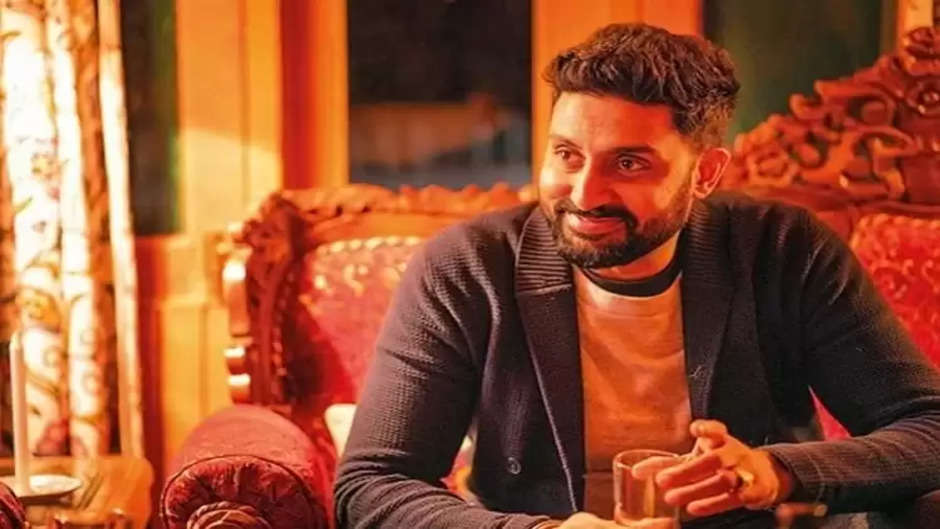 Happy Birthday! Abhishek Bachchan:स्टार किड होने के बावजूद इंडस्ट्री करना पड़ा स्ट्रगल, लोगों ने भी उड़ाया मजाक, फिर भी नही मानी हार! गिनिज बुक में दर्ज़ कराया रिकॉर्ड 